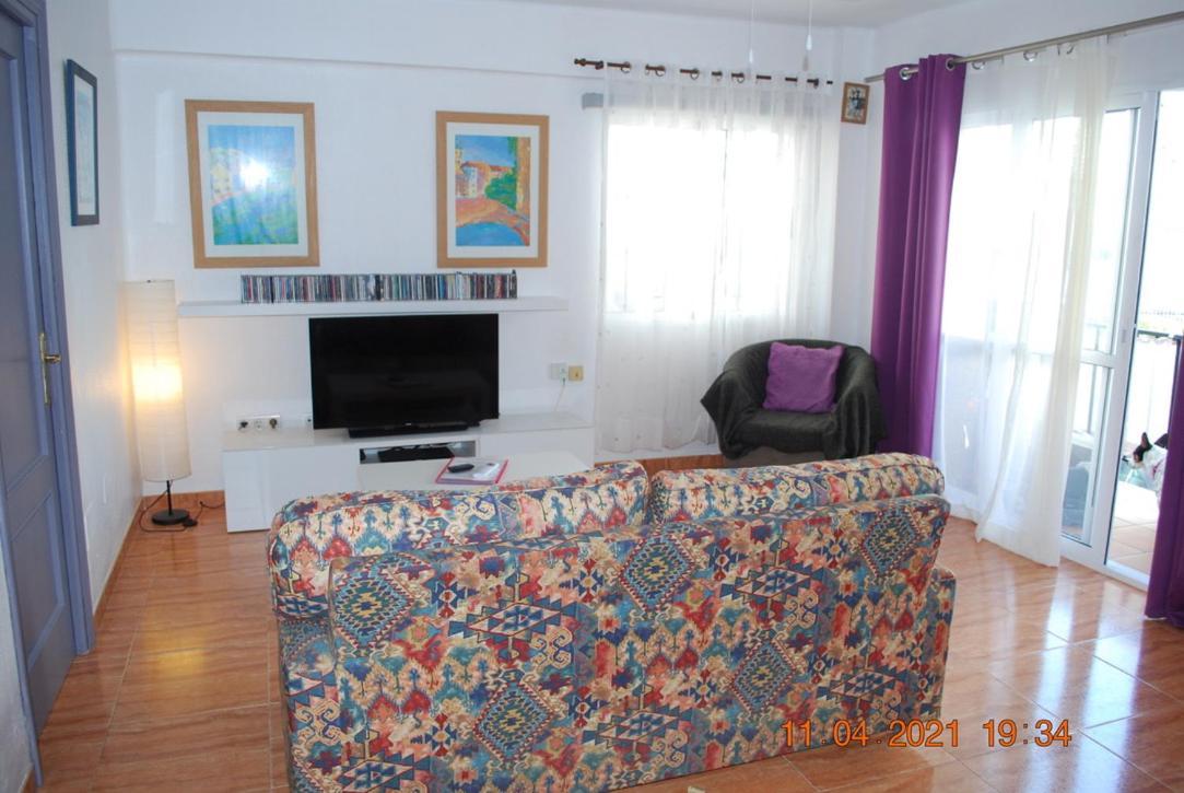 chez Alison! Central nerja apt Extérieur photo