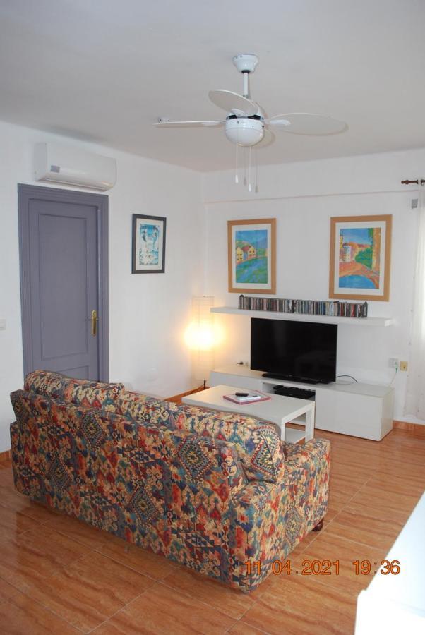 chez Alison! Central nerja apt Extérieur photo